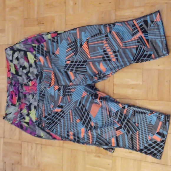 Be inspired work out capris leggings 2 pair women's 2xlarge - Picture 1 of 5